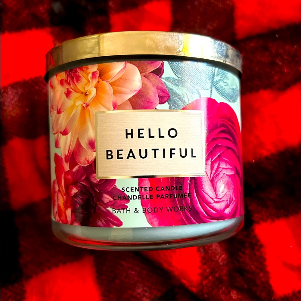 Hello Beautiful 3 wick candle bath and body works
